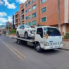 Investigan a consorcio de grúas y a funcionarios de la Secretaría de Movilidad de Bogotá por acordar un negocio que le deja a la capital solo el 17,7%, mientras que el privado se queda con el 82,3%