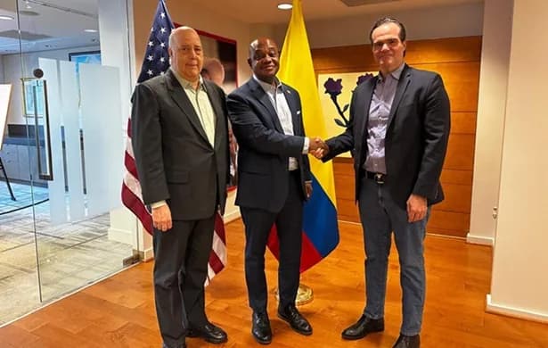 Esta semana se espera la normalización de los servicios en el Consulado de Estados Unidos en Bogotá