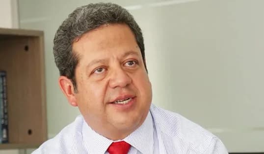 Formulan cargos disciplinarios al exgobernador del Huila Luis Enrique Dussán López por irregularidades en pavimentación de vía presupuestada en más de $18.200 millones