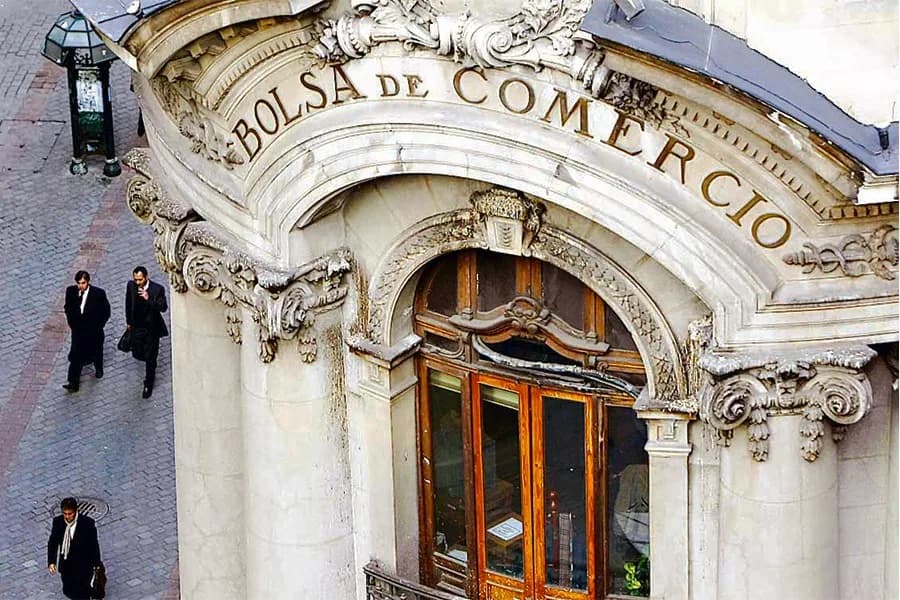 Convocada Junta Extraordinaria de Accionistas de la Bolsa de Valores de Santiago de Chile para modificar estatutos y reducir número de miembros del Directorio el 29 de diciembre