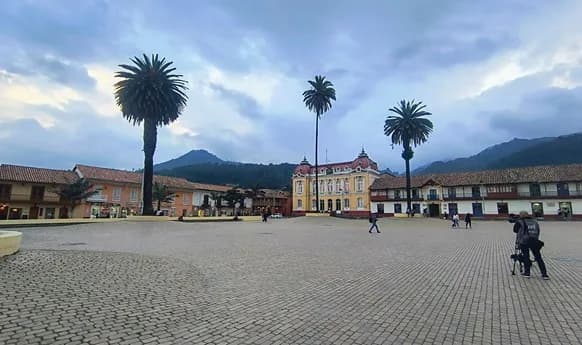 El Ministerio de Comercio, Industria y Turismo, junto con Fontur, lanzó en Zipaquirá la campaña de vacaciones para Semana Santa y mitad de año