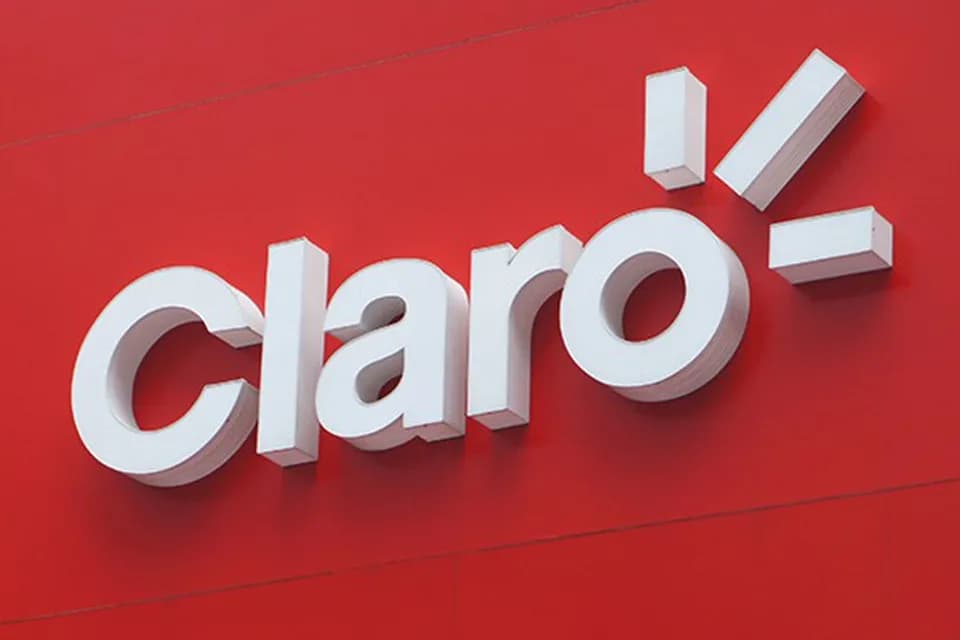 Los ingresos de Claro Colombia en el tercer trimestre aumentaron 1%, una disminución frente al periodo anterior y agregó 277.000 suscriptores móviles