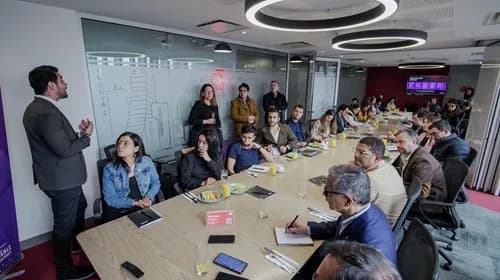 La fintech colombiana Supra y Ebury sellaron una alianza para ofrecer el servicio de pagos internacionales