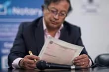 Continúan las renuncias en el Gobierno: Gustavo Petro aceptó la renuncia del director de la Agencia Nacional Pública de Contratación, Stalin Ballesteros
