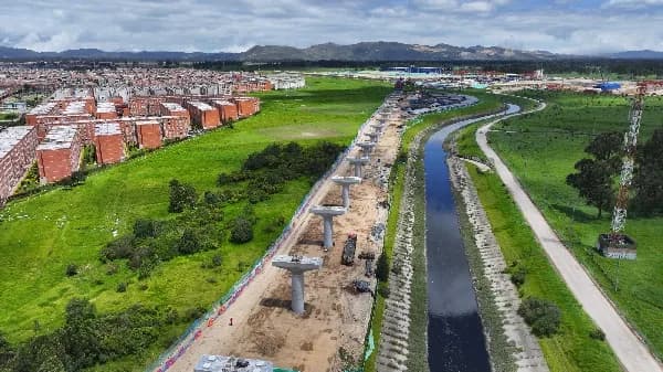 Empresa Metro dice que el retraso de las obras en el viaducto corresponde a una desviación de menos de nueve puntos porcentuales con relación a lo programado