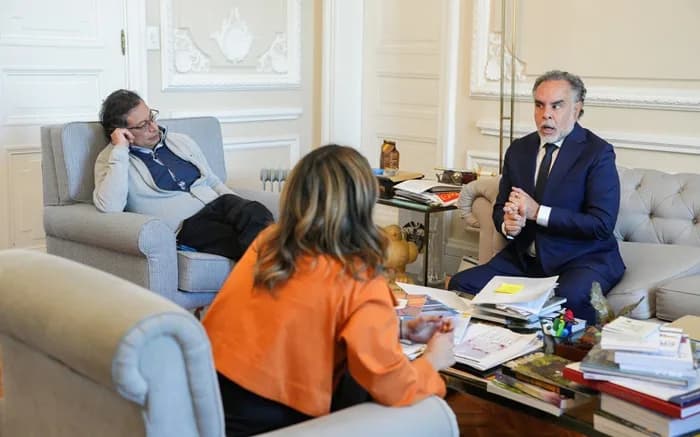Se confirmó el nombramiento de Armando Benedetti como jefe de Despacho de la Presidencia de Colombia