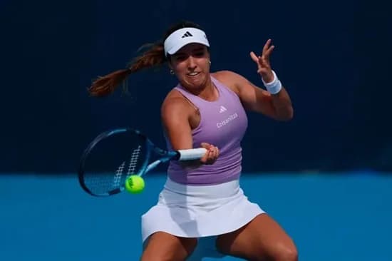 La cucuteña María Camila Osorio venció a la rusa Anna Kalinskaya y avanzó en el Abierto de China