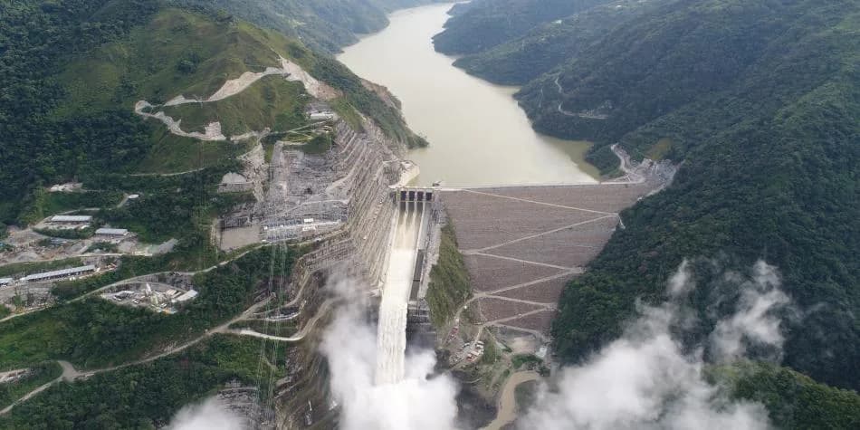 El presidente Petro cuestionó medidas de seguridad por eventual riesgo de avalancha en Hidroituango
